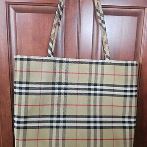 Burberry tote bag
